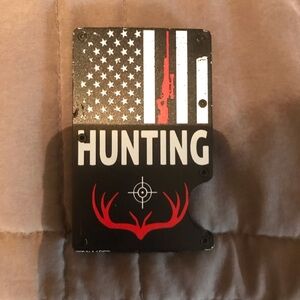 Hunting Themed Card holder with Flag Design